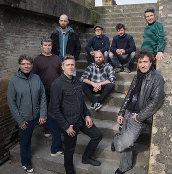 LES HURLEMENTS D'LEO, MALAKA, ROOTVIBE dans BACKLINE - 05 octobre 2025