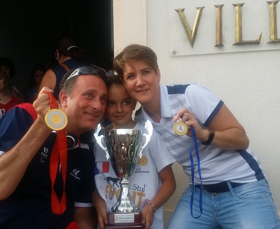 Vincent BOURY, Yolène CHUZEVILLE et sa fille