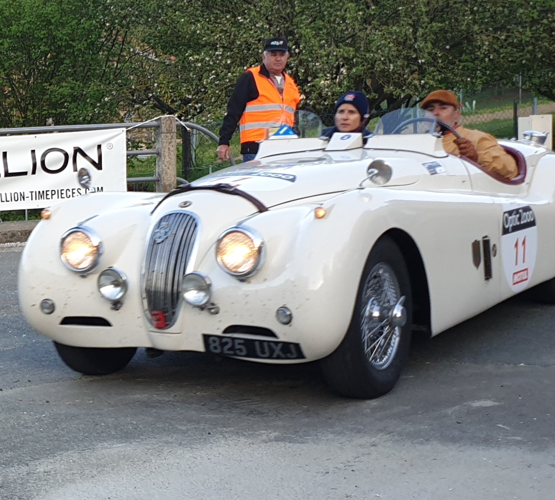 Damian POZZOLI / Maria Cristina EGIDY : JAGUAR XK 120 Roadster 1953 Damian POZZOLI / Maria Cristina EGIDY : JAGUAR XK 120 Roadster 1953