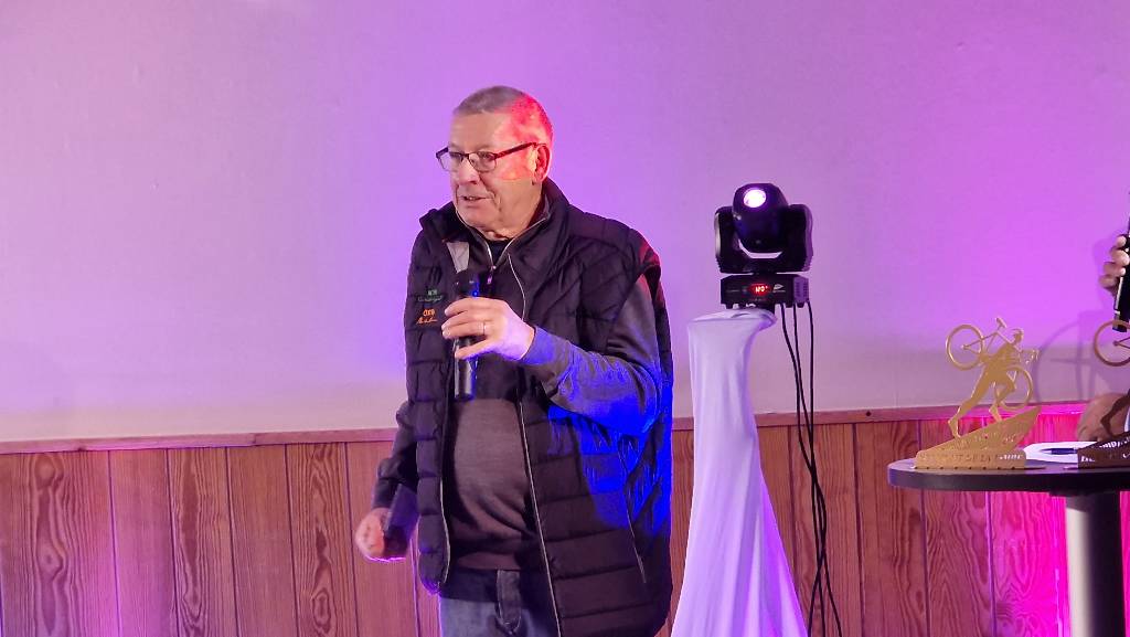 Maurice Duperron Pdt du vélo Club de belmont de la loire Maurice Duperron Pdt du vélo Club de belmont de la loire