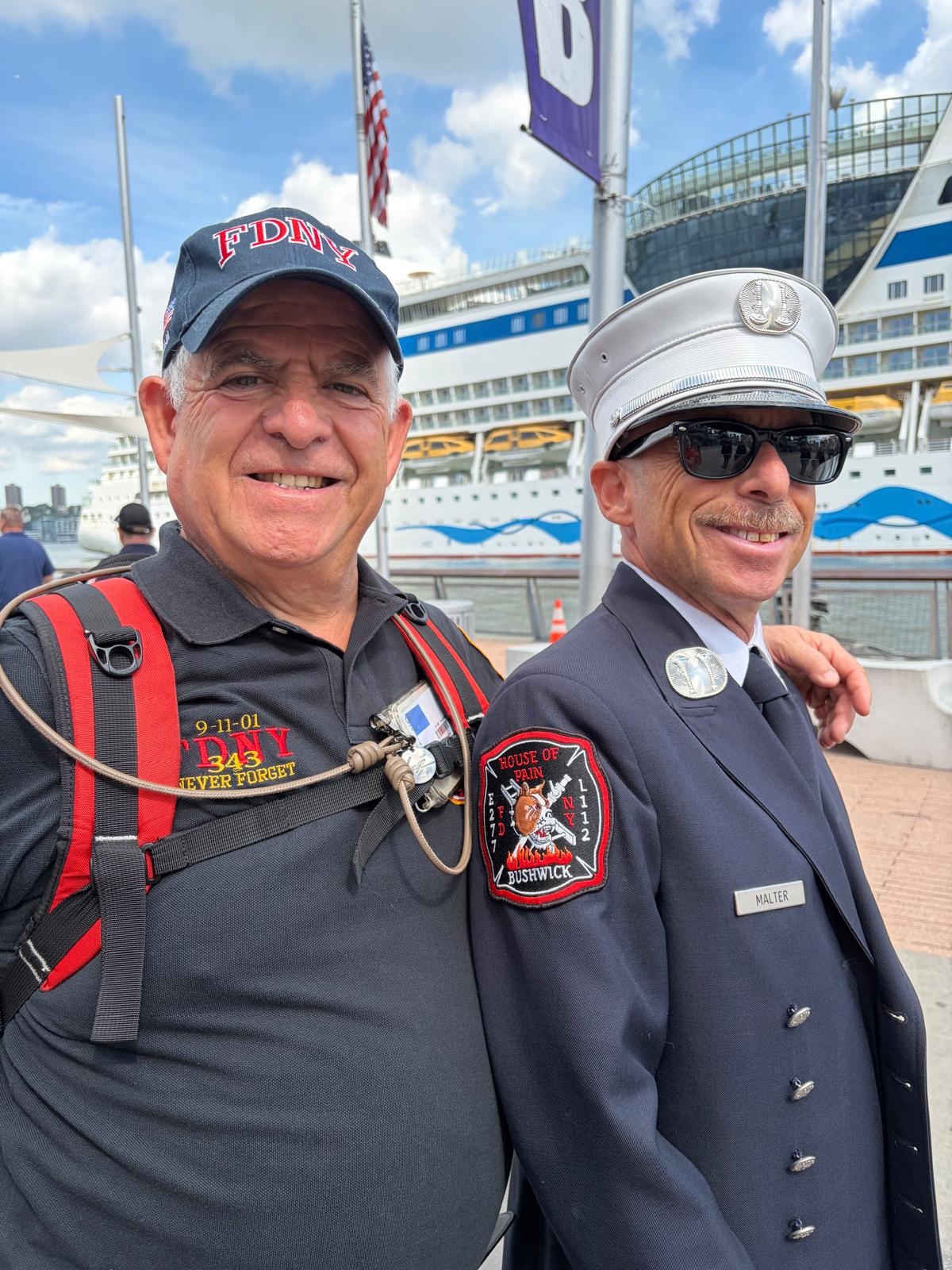 Ch. Bragard avec l'officier MALTER, de l'échelle 112