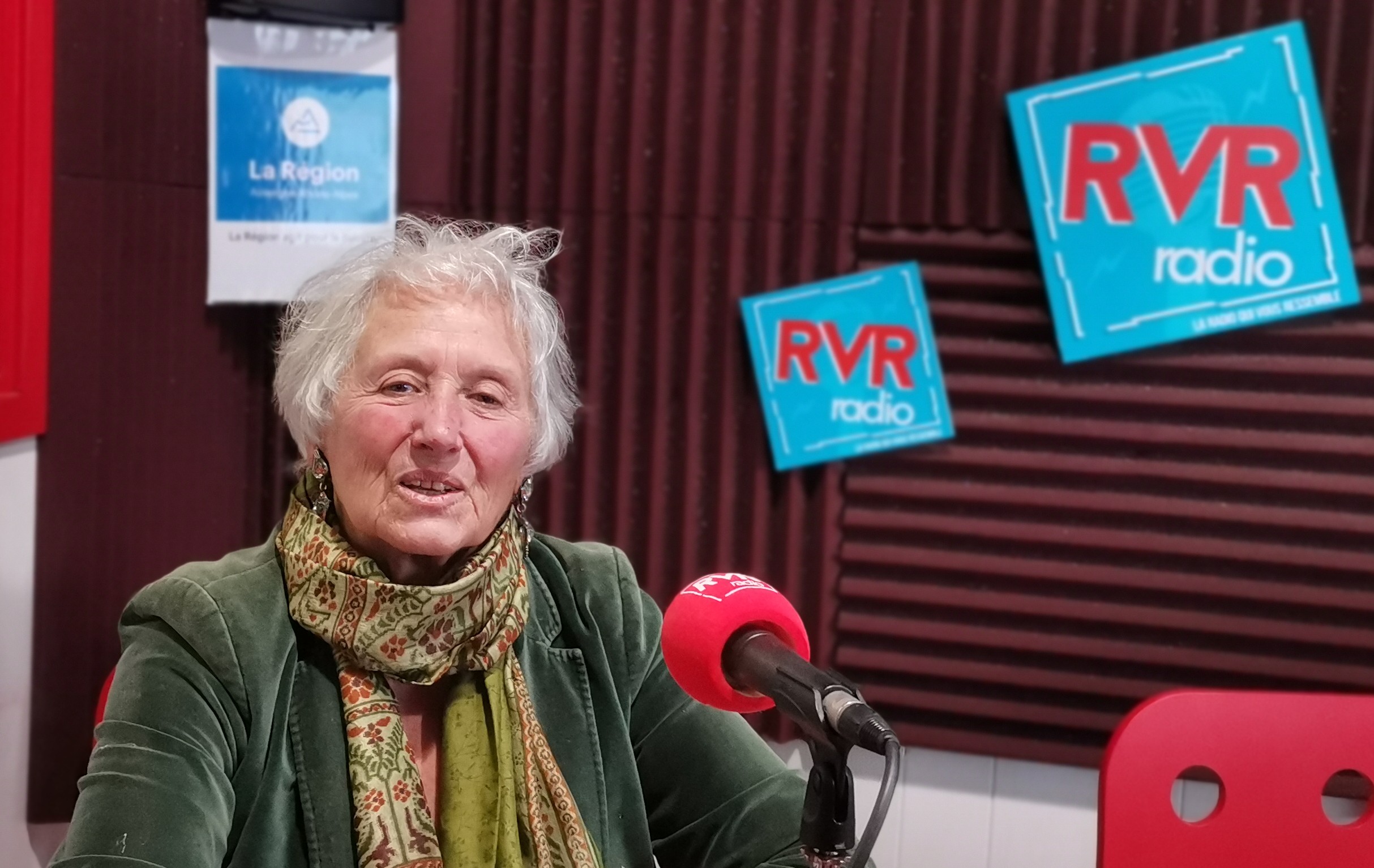 Y'a d'la Joie : Marie Laure Delanef au micro de Jeya