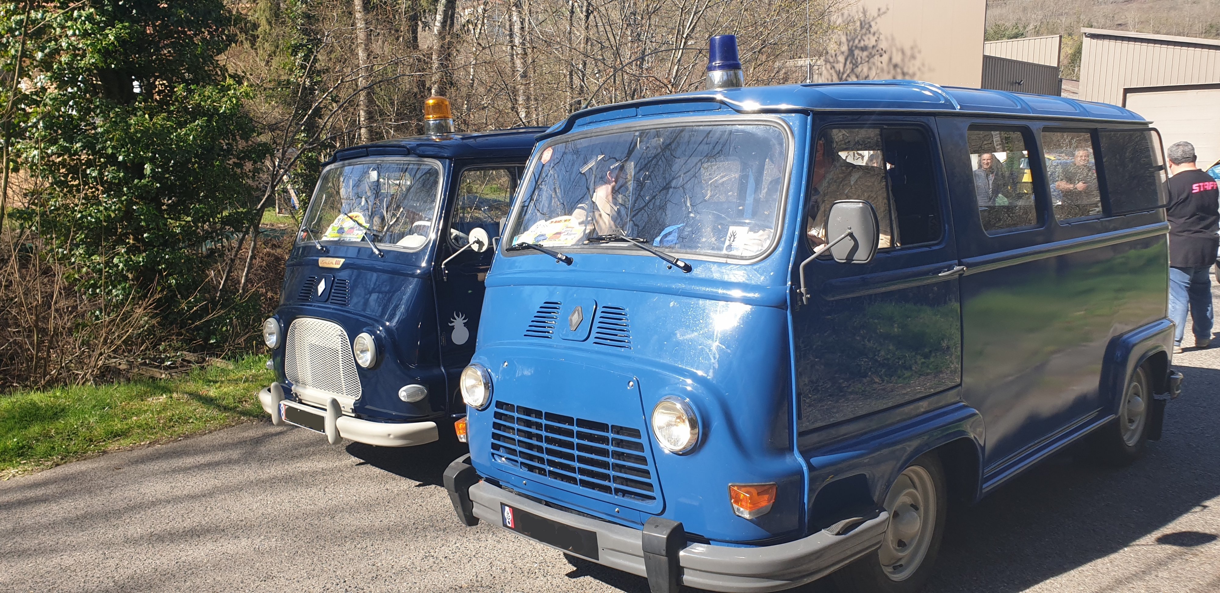 Renault Estafette de gendarmerie : 1965 et Estafette Alouette 1980